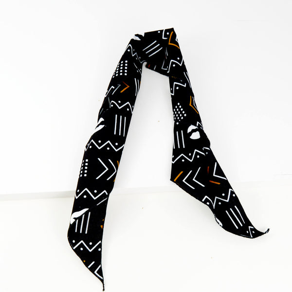 Foulard bandau triangulaire cauris - noir, blanc et orange