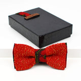 noeud papillon pré-noué rouge scintillant en toile de jute et pagne africain wax. Une bonne idée de cadeau pour homme, mari et petit ami