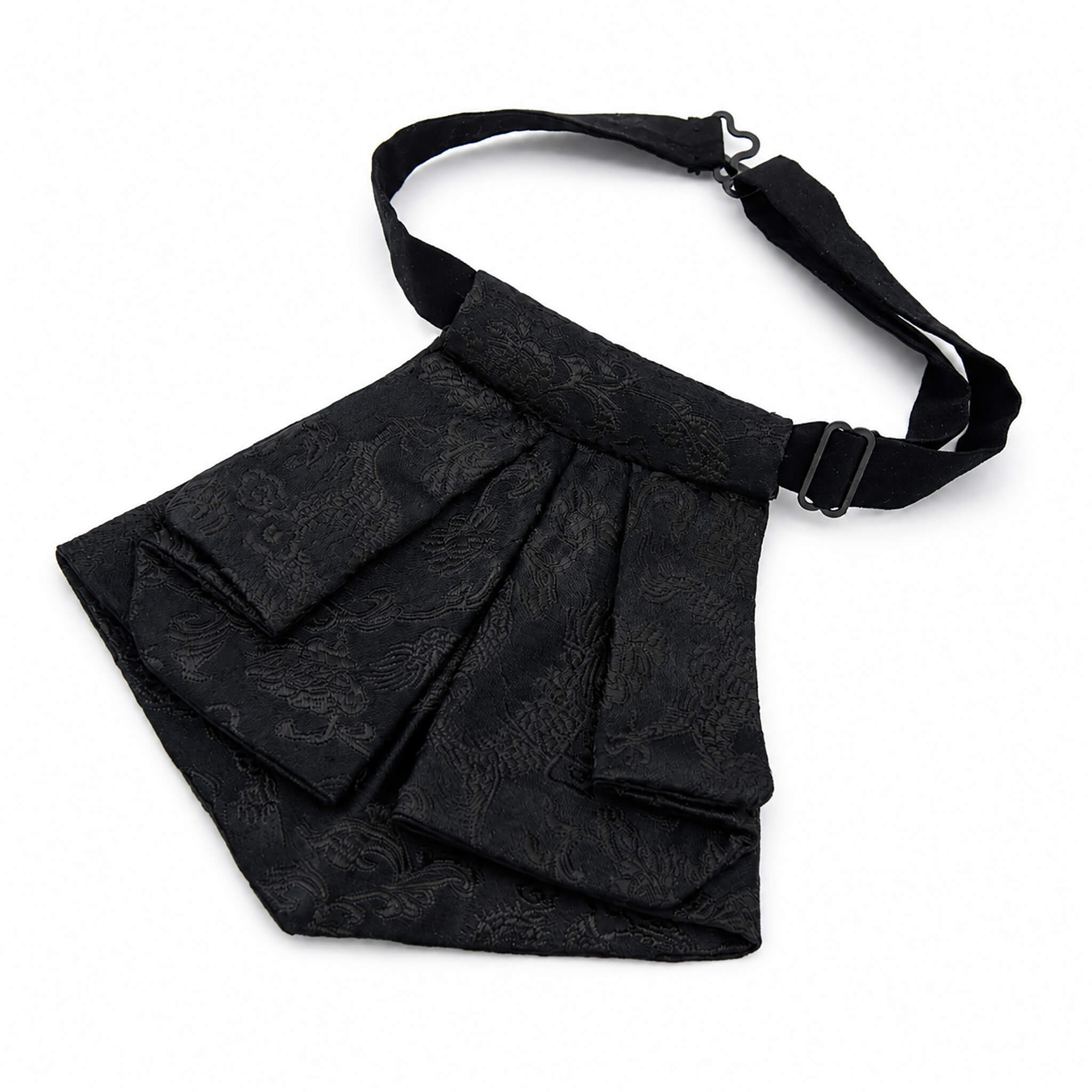 Cravate jabot femme noire en jacquard avec tour de cou réglable