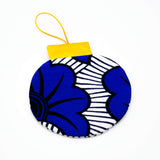 Ornement de Noël plat en tissu recyclé – motif floral bleu et blanc
