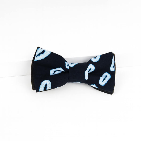 Pre-tied Black and White Bow Tie