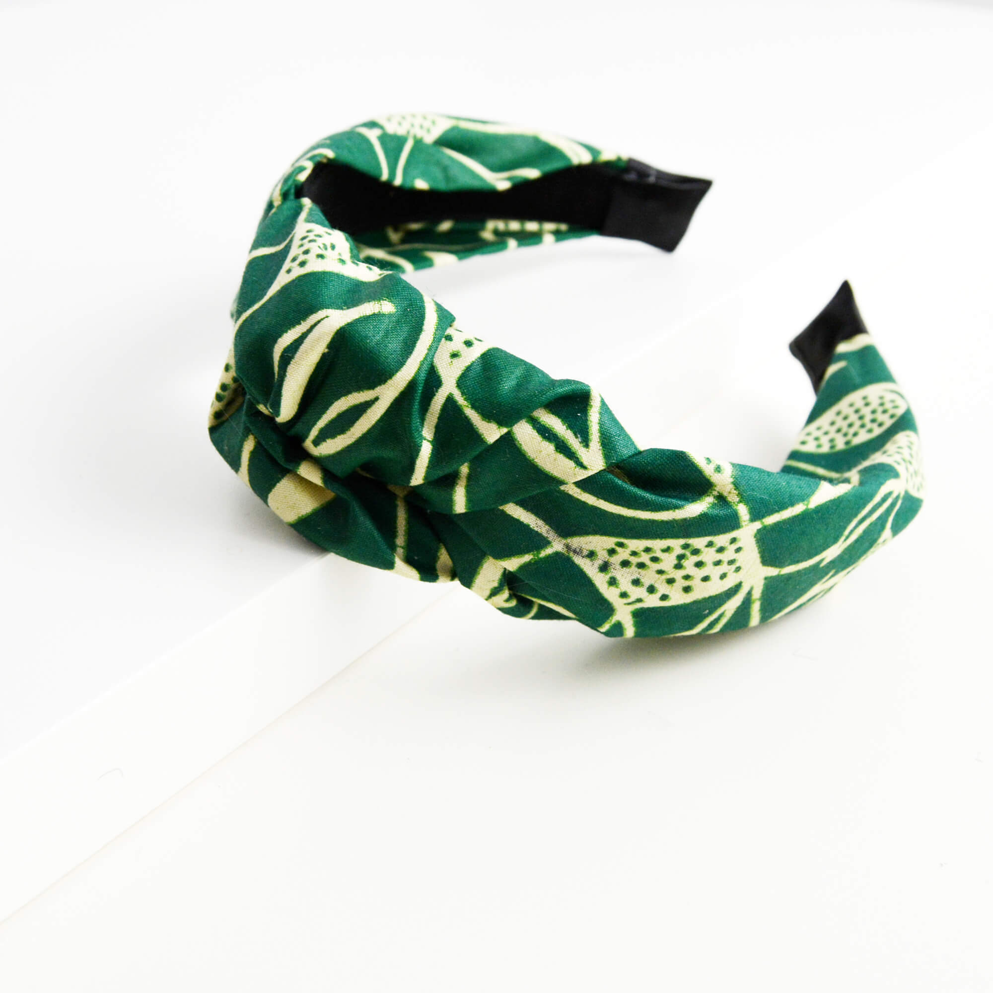 serre-tête de couleur verte avec motif de feuilles fait main à Montréal